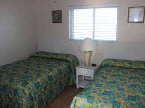 Paradise Oceanfront Resort