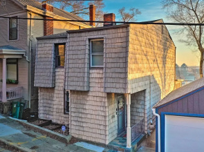 Cincinnati Home, Patio w/ Downtown Views!