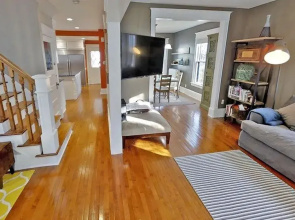 Linden Hills Luxury Charmer