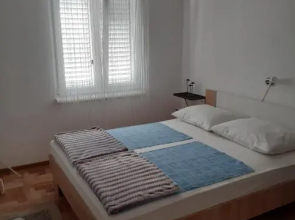 Apartments Samaržija
