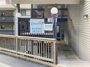 Lakewood Resort 1 Bedroom Condo 204