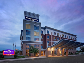 Cambria Suites