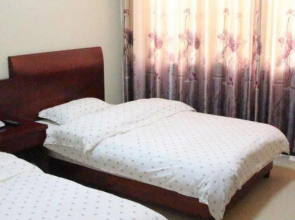 Jiuhua Mountain 7766 Business Hotel