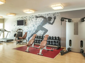 Sheraton Dubai Creek Hotel & Towers