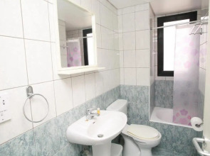 New York Plaza Hotel Apartments