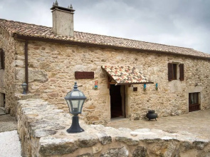 104490 -  House in Cee