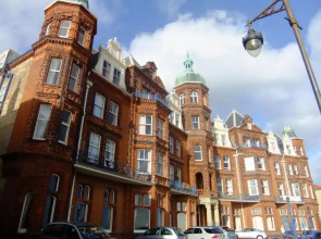Hotel De Paris
