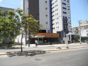 Apto. 100m da feirinha da beira mar