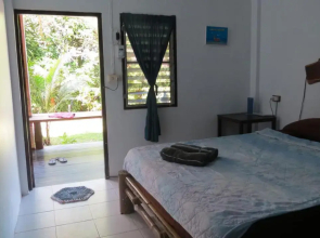 Happy Days Guest House