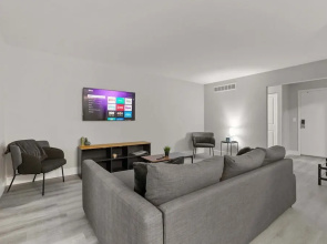 Cozy 2BR 2BA Apartment for the Family