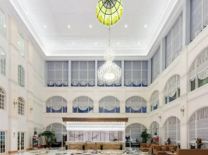 NARADA RESORT SHANGHAI  HOTEL Disney Store