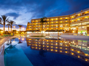 Playa Real Resort