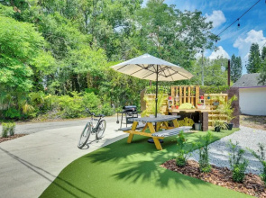 Walk to Historic Dtwn: Sanford Home w/ Gas Grill!