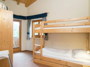 Charming Apartment in Saalbach-hinterglemm Near Ski Lift