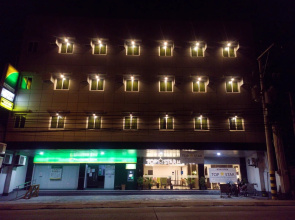 Top Star Hotel Tagum