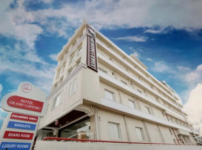 Hotel Grand Gayathri