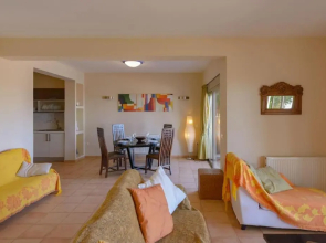 2 Bedroom Villa, Pool, Sea Views, Agios Nikolaos,