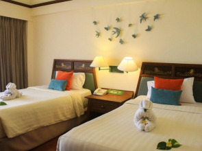 Serenotel Pattaya Beach Front