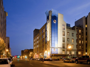 DoubleTree by Hilton Boston - Downtown