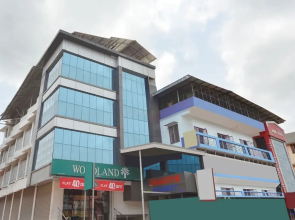 OYO 44093 Shanthi Residency