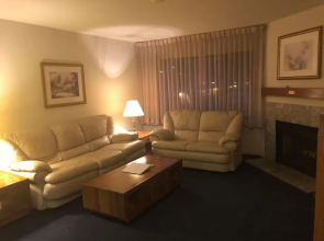 Monarch Resort