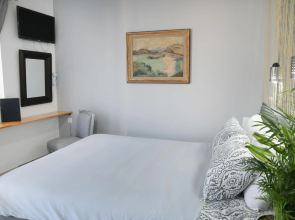 Panorama Studios & Apartments