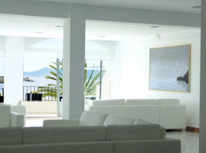 Отель BG Hotel Nautico Ebeso