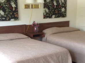 Baumann's Brookside Resort