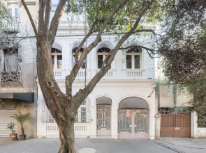 Stunning Apartment in a 1910 Building at La Roma