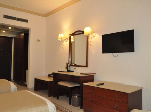 The View Residence Family Apartments Pool & Beach