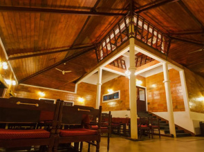 Misty Woods Resort
