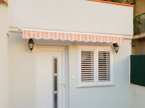 Enticing Holiday Home In Split Near Sea Beach