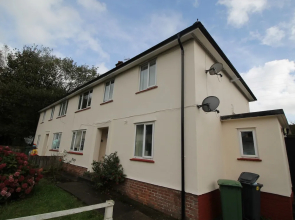 Green Meadow 2 Bed Apartment by Cardiff Holiday Homes
