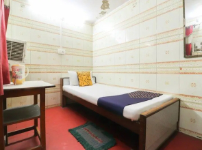SPOT ON 63965 Hotel Zeal