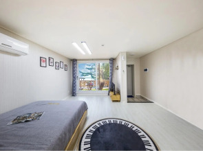 Tongyoung S468 Poolvilla