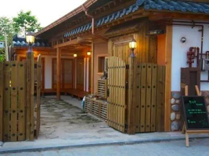 Jeonju Cheongnaru Pension
