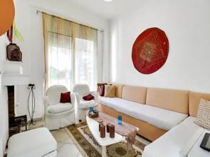 Relax in This Sithonia Property With Ocean Views
