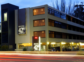 429 Apartments and Suites