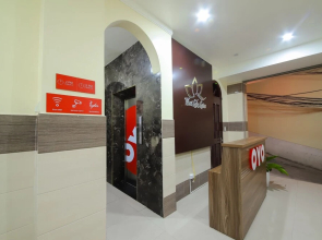 OYO 342 Westlake Lotus Apartments