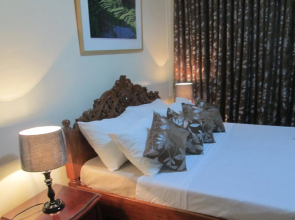 Agustina Apartments