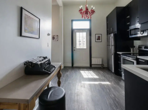 Applewood Suites - Modern Paradise Loft