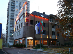 Elate Plaza Business Hotel