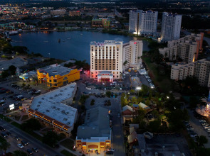 Ramada Plaza by Wyndham Orlando Resort & Suites Intl Drive