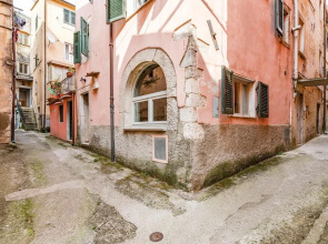 Amazing Home in Bedizzano With 2 Bedrooms and Wifi