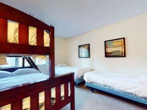 Chateau de Montagne 24 Light And Bright Condo with Private Washer Dryer Right On The Shuttle Route by RedAwning