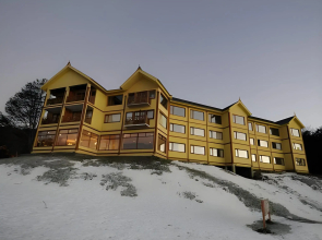 Altos Ushuaia Hotel & Resto