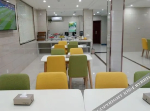 Vatica Hotel (Suining Bayi West Road)