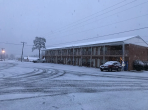 Sheldon's Motel by OYO Keysville Near Hwy 360