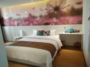 Pai Hotel Yanjiao Tianyang Plaza