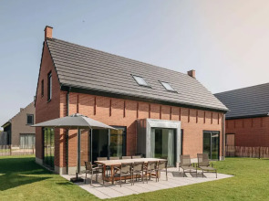 Villa by Lake Veere With Sauna